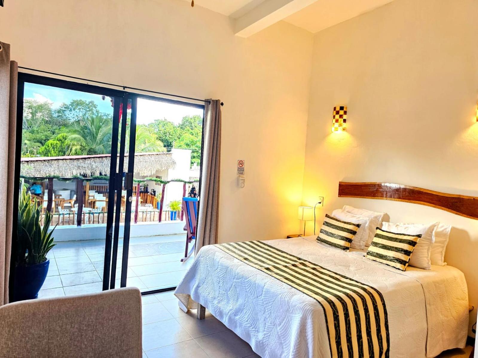 Mayan Majesty Boutique Hotel 4*